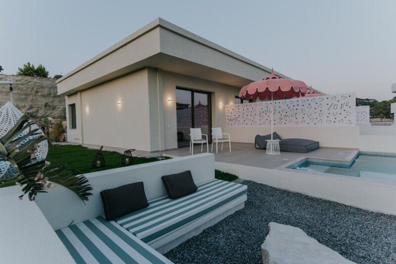 The Palms Concept Hotel 71