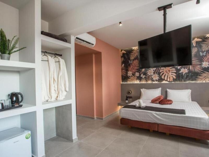 The Palms Concept Hotel 79