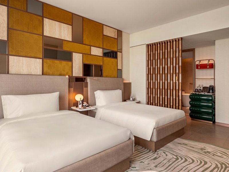 SO/ Ras Al Khaimah 31
