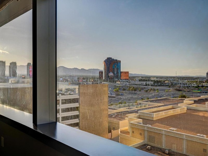 Vdara Hotel & Spa at Aria Las Vegas 1
