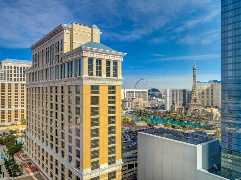 Vdara Hotel & Spa at Aria Las Vegas 4