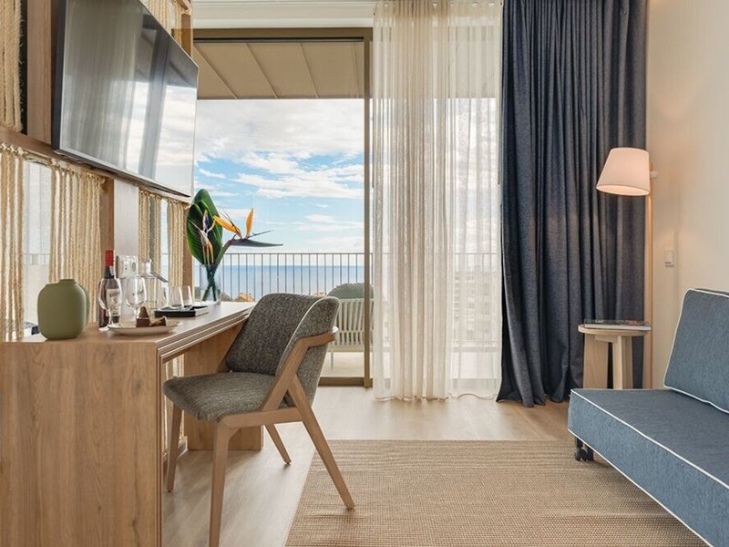 The Editory Ocean Way Funchal 44
