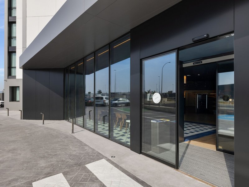 B&B HOTEL Alicante Aeropuerto 1