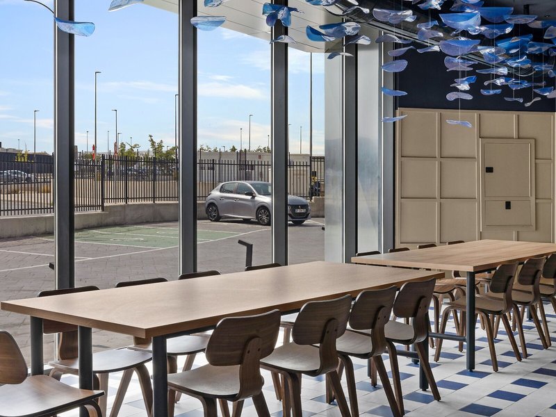 B&B HOTEL Alicante Aeropuerto 4