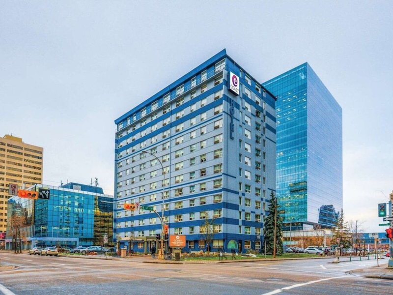 Coast Calgary Downtown Hotel & Suites by APA