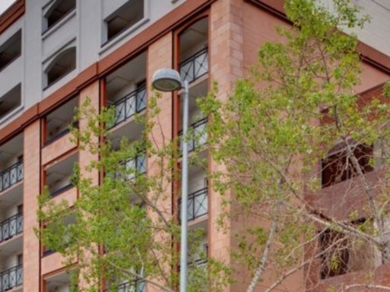 Holiday Inn Express & Suites Calgary 5
