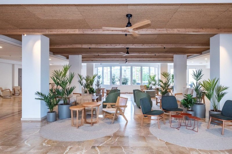 HG Jardin de Menorca 10