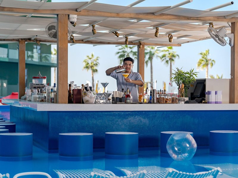 voco Dubai Nice The Heart of Europe 10 - Outdoor Pool