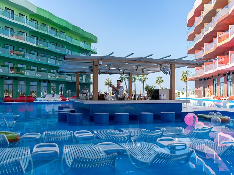 voco Dubai Nice The Heart of Europe 12 - Outdoor Pool