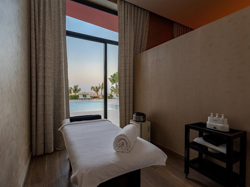 voco Dubai Nice The Heart of Europe 33 - Room Example