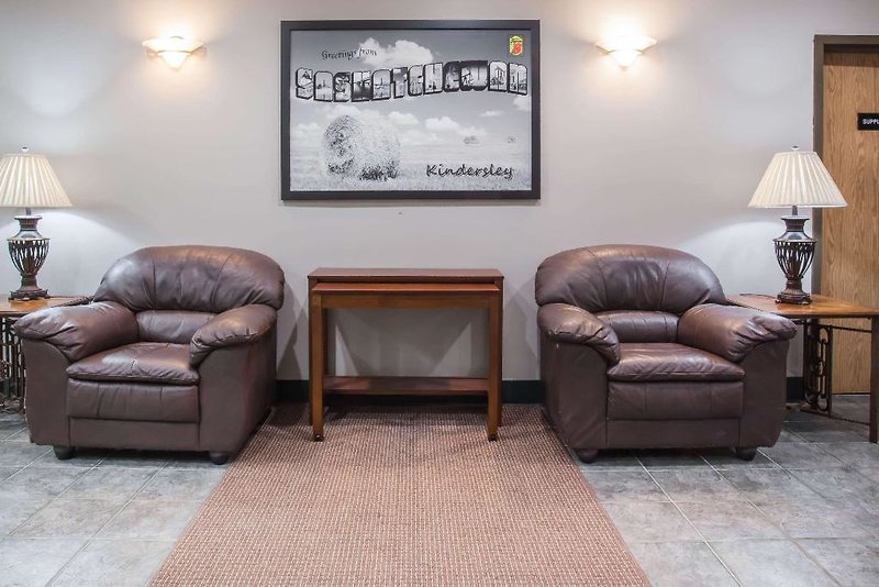 Super 8 by Wyndham Kindersley 2