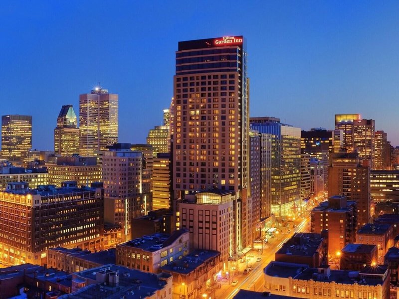 Hilton Garden Inn Montreal Centre-Ville 2 - Exterior