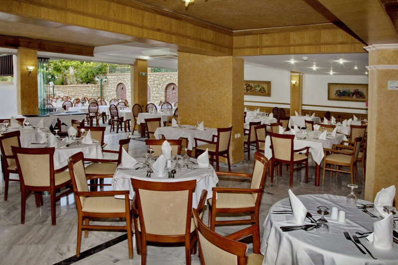 Jo An Beach Hotel 6