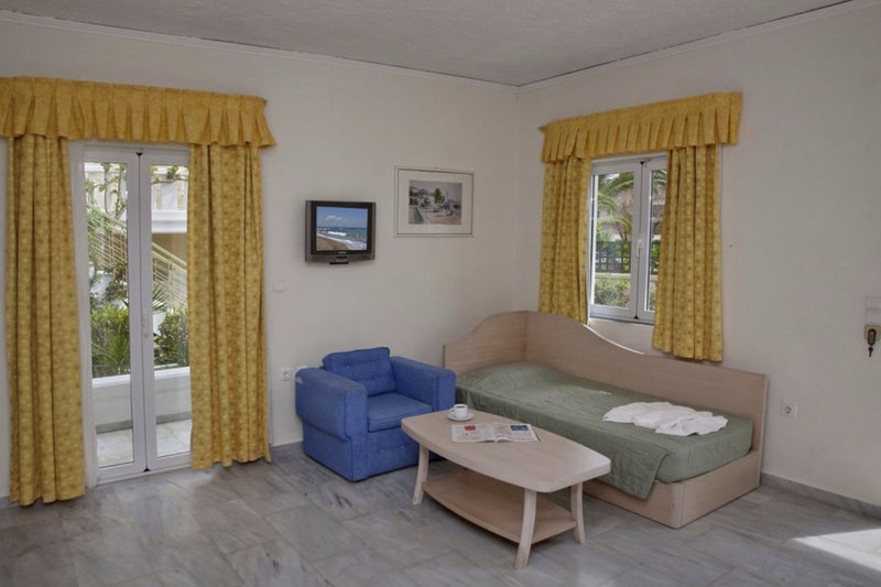 Jo An Beach Hotel 12