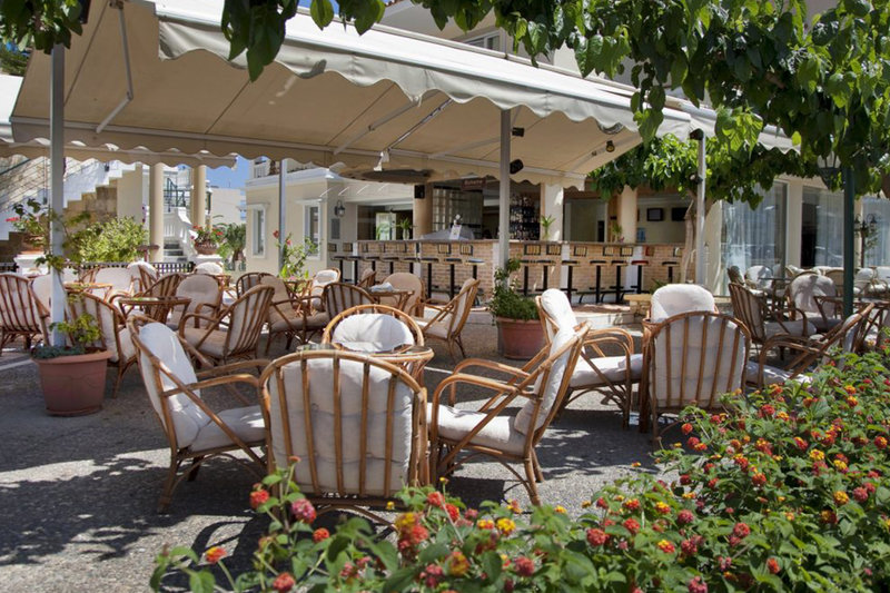 Jo An Beach Hotel 8