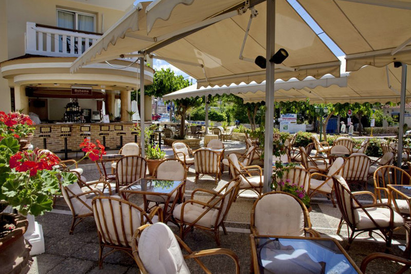 Jo An Beach Hotel 10