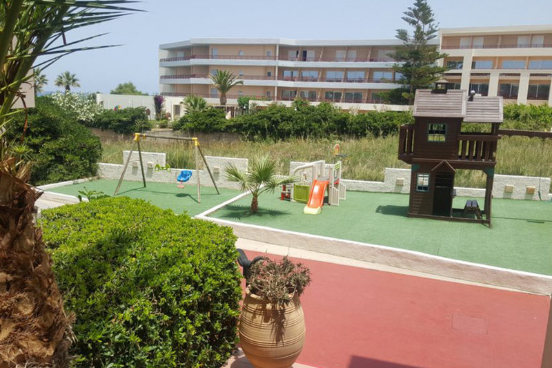 Jo An Beach Hotel 32