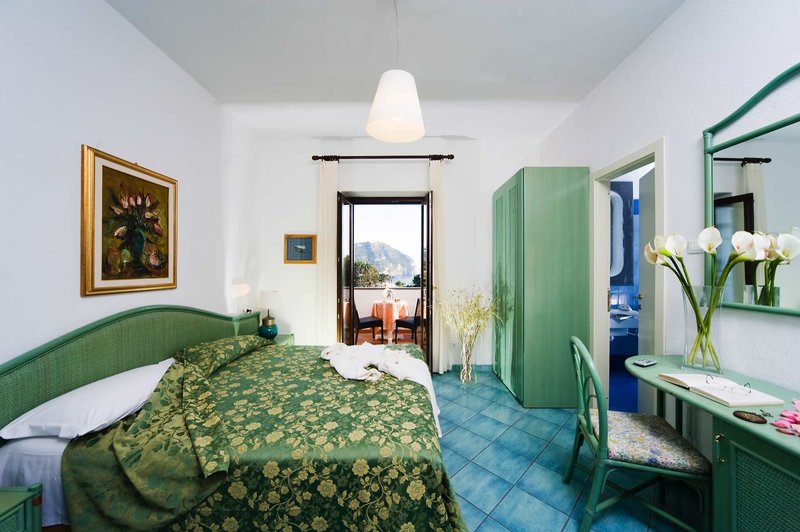 Ideal 2 - Room Example
