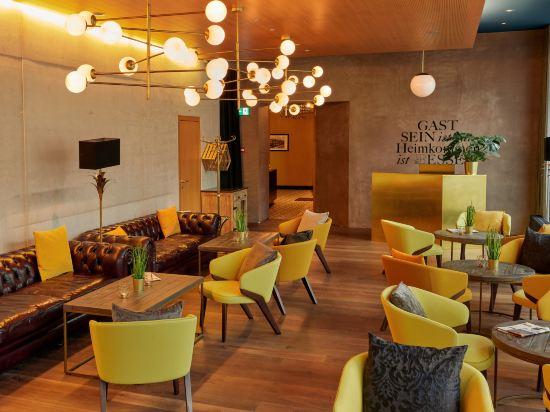 Blue City Hotel