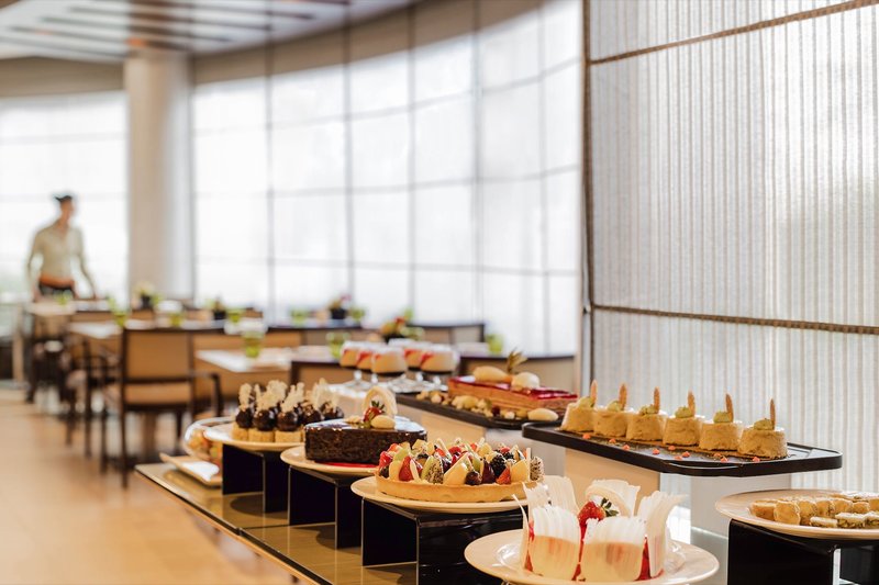 Jumeira Rotana 12