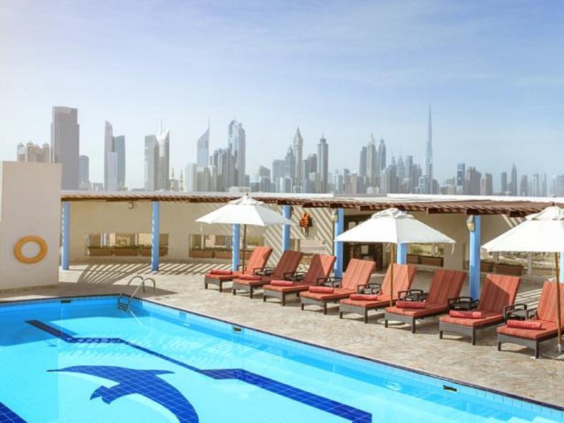 Jumeira Rotana 9
