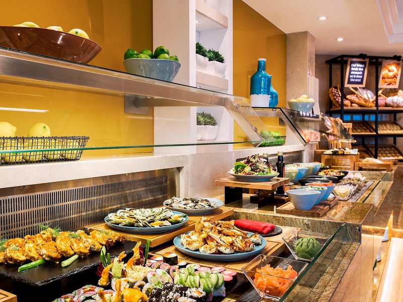 Jumeira Rotana 26