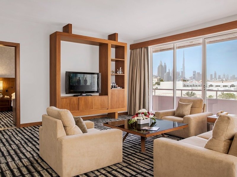 Jumeira Rotana 37
