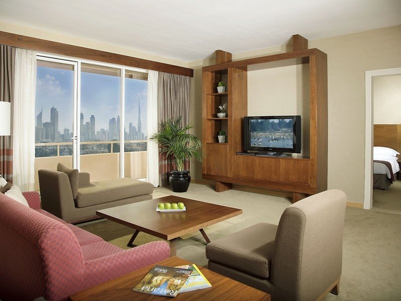 Jumeira Rotana 40