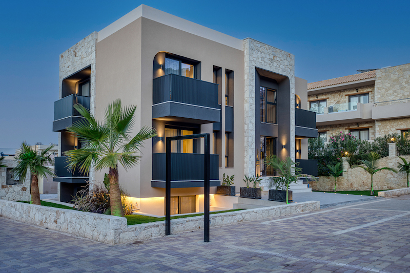 Karteris Luxury Suites