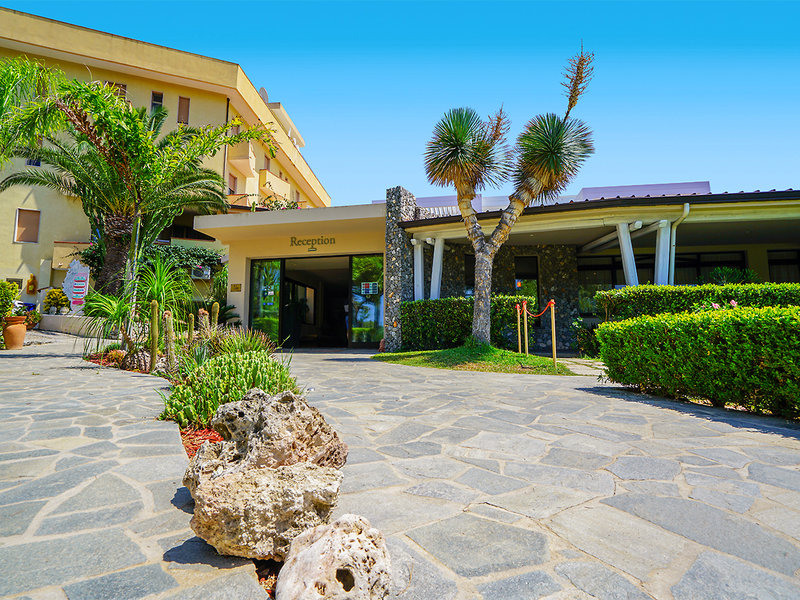 Hotel Residence Sciaron 13