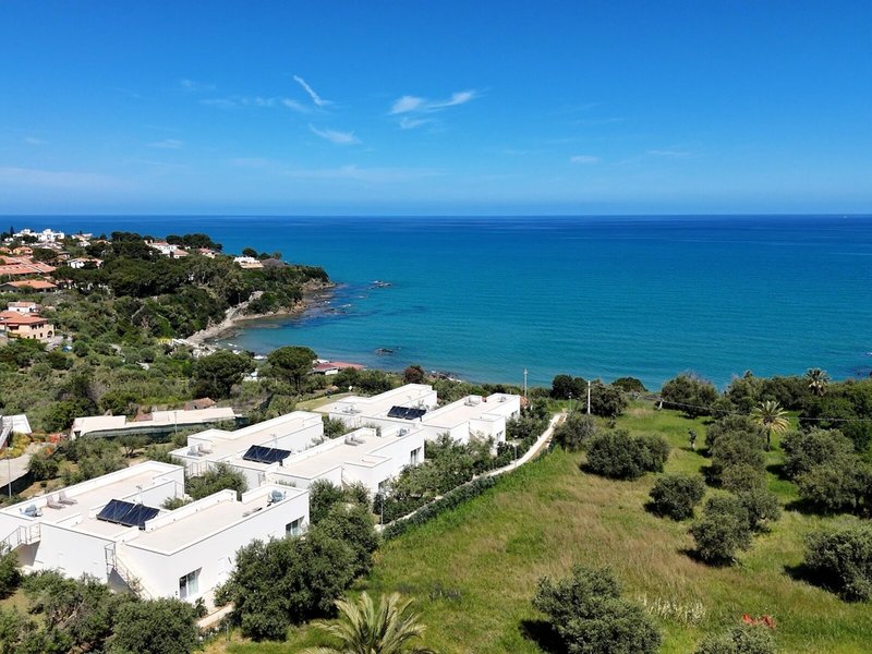 Aura Maris Beach Residence Mazzaforno 2
