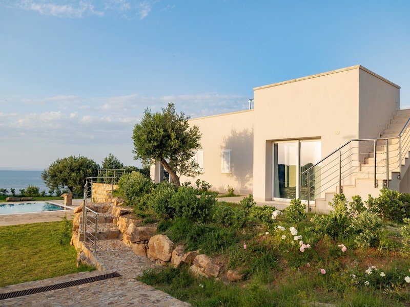 Aura Maris Beach Residence Mazzaforno 10