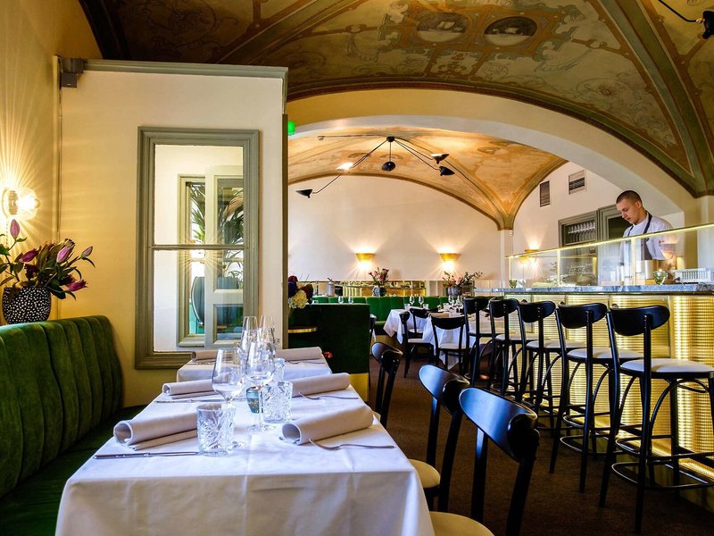 Haven 18 - Restaurant