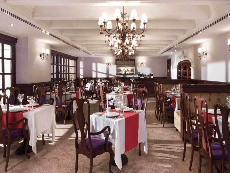 Starlight Resort Hotel 7