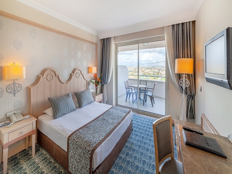 Starlight Resort Hotel 37