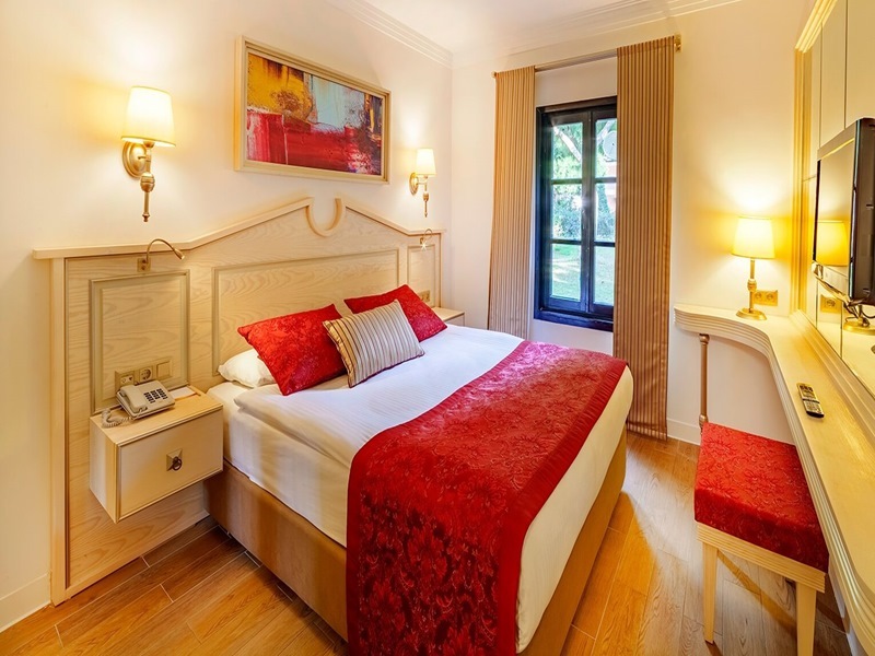 Starlight Resort Hotel 38