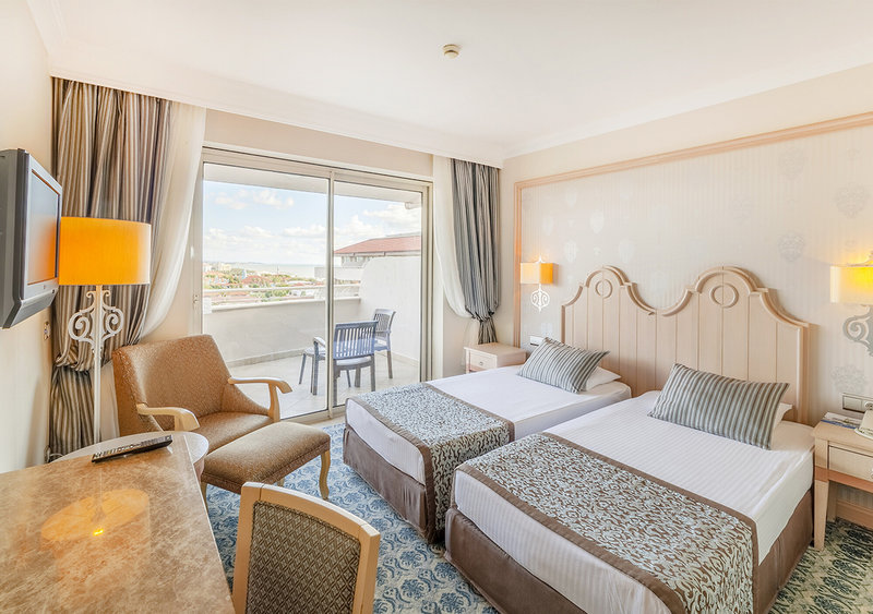 Starlight Resort Hotel 8