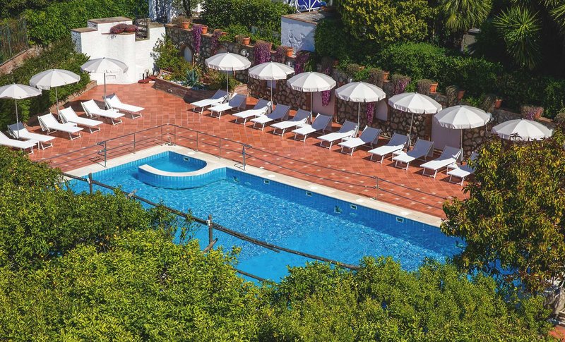 Hotel Syrene Capri 15