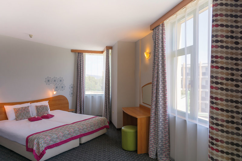 MPM Hotel Kalina Garden 25