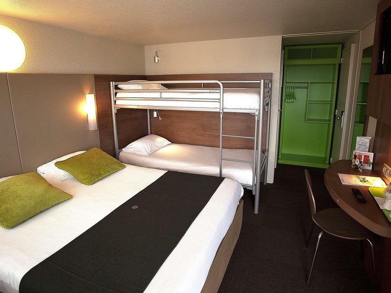 B&B HOTEL Avignon Sud Parc des Expositions 10