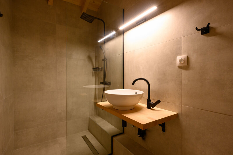 The Aeolina Collection 4 - Bathroom Example