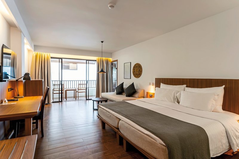 Kamala Beach Resort a Sunprime Resort 25