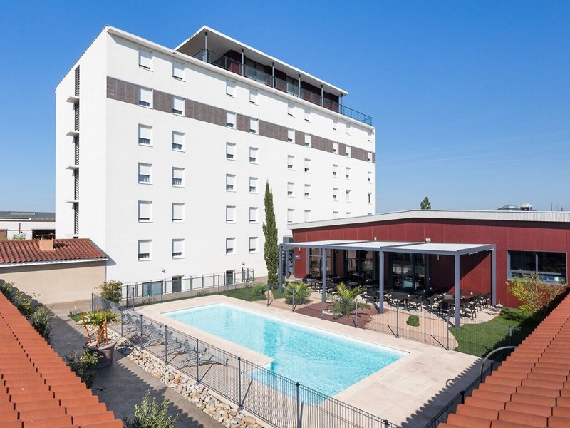 Gatsby Hotel & Restaurant 1