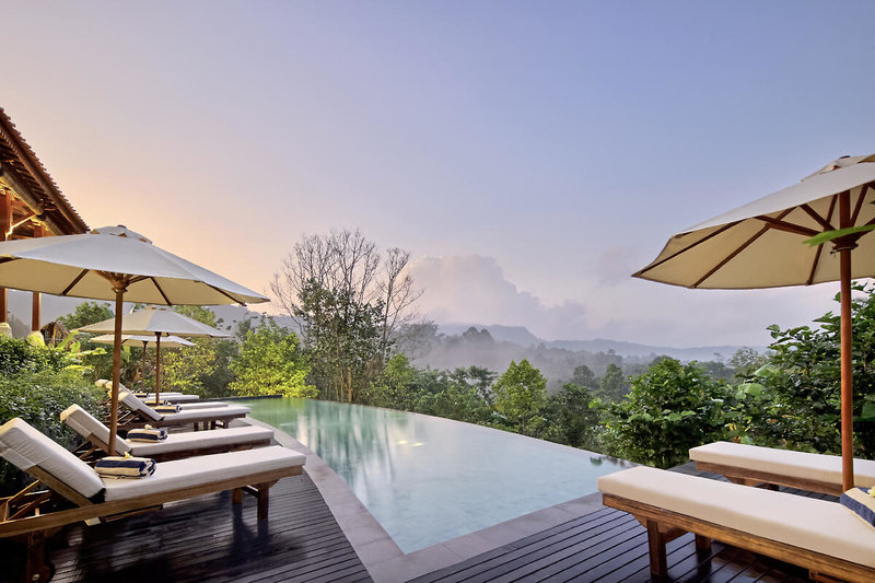 Devani Resort Sidemen 1