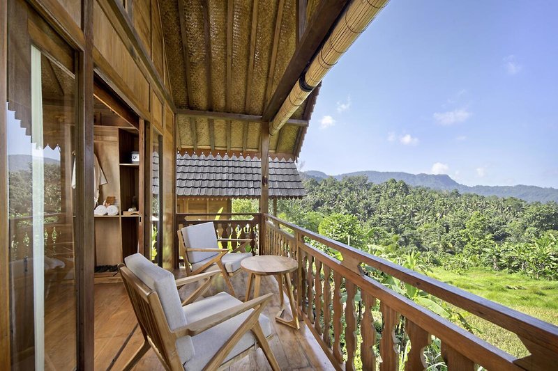 Devani Resort Sidemen 11