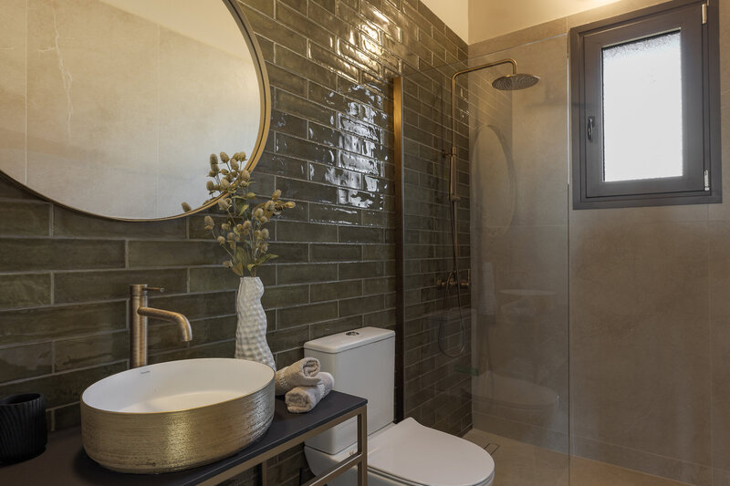 Footprints Villa 10 - Bathroom Example