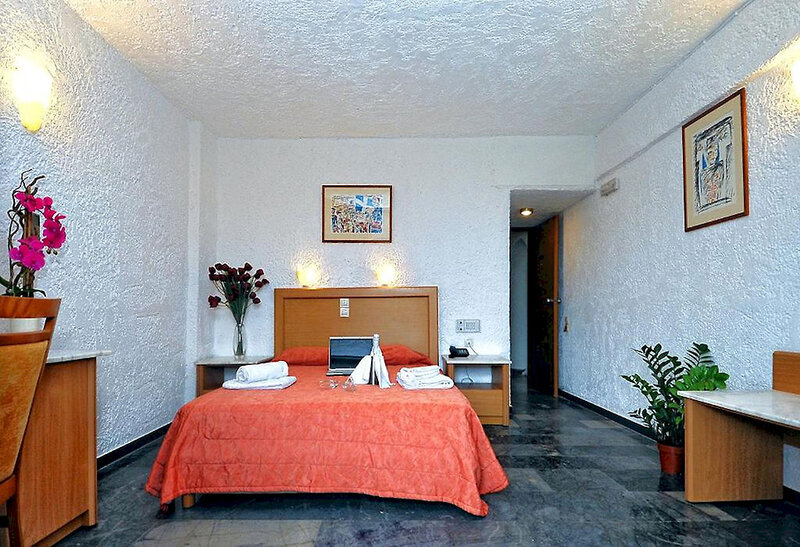 Karteros Hotel 21