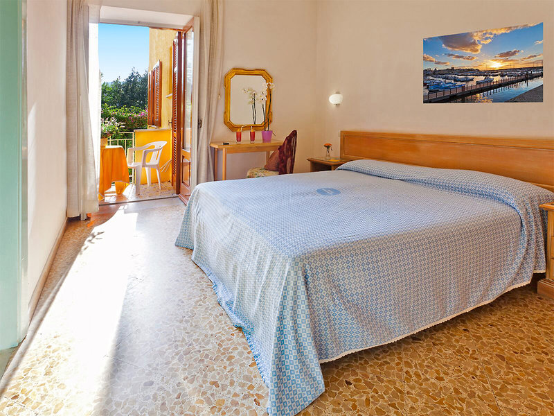 Cleopatra 3