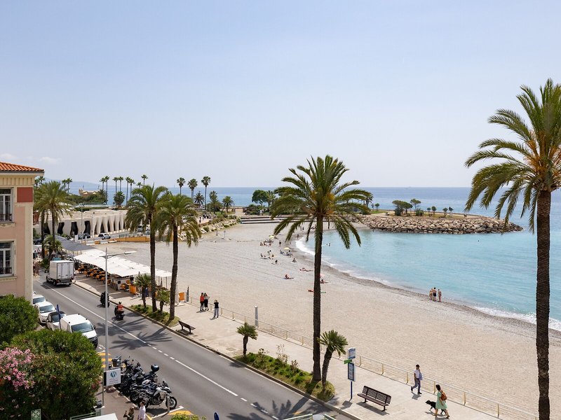 Le Balmoral 11 - Beach