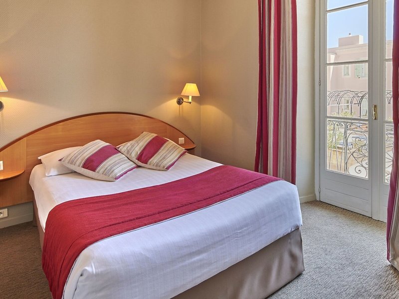 Le Balmoral 34 - Room Example